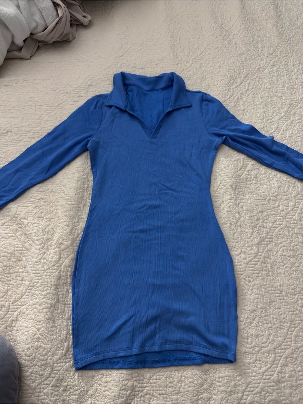 Source Unknown Royal Blue Long-Sleeve V-Neck Bodycon Dress